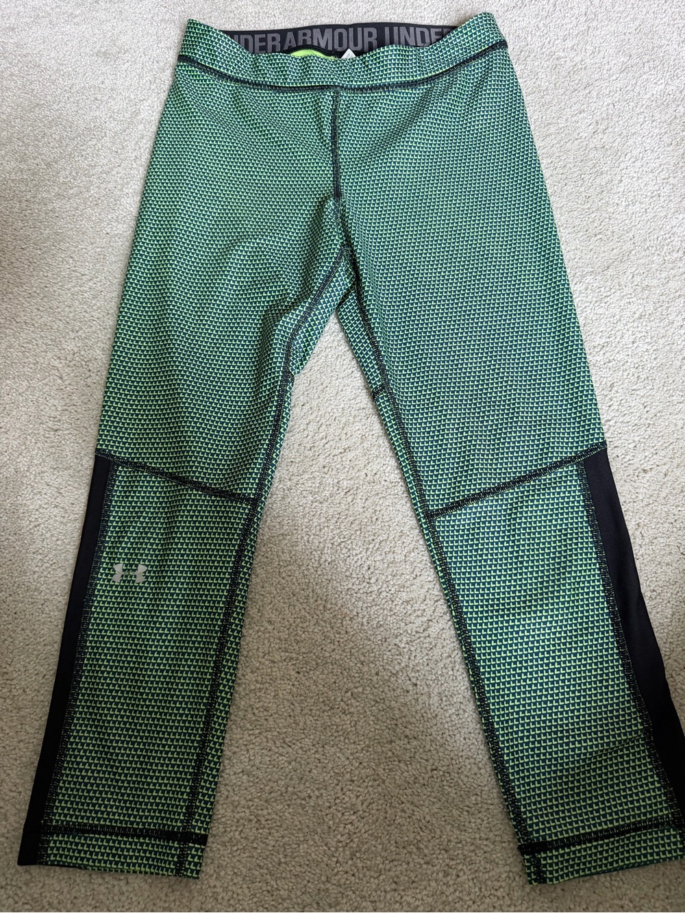 Under Armour Green and Black Textured Compression Leggings
